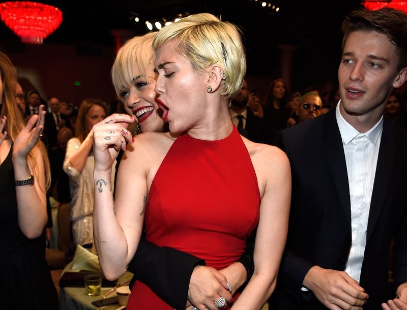 Patrick Schwarzenegger: Χώρισε την Μiley Cyrus επειδή φλέρταρε με την Rita Ora;