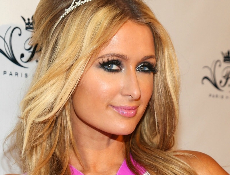 Paris Hilton: Για λίγο γλίτωσε το αεροπορικό ατύχημα!