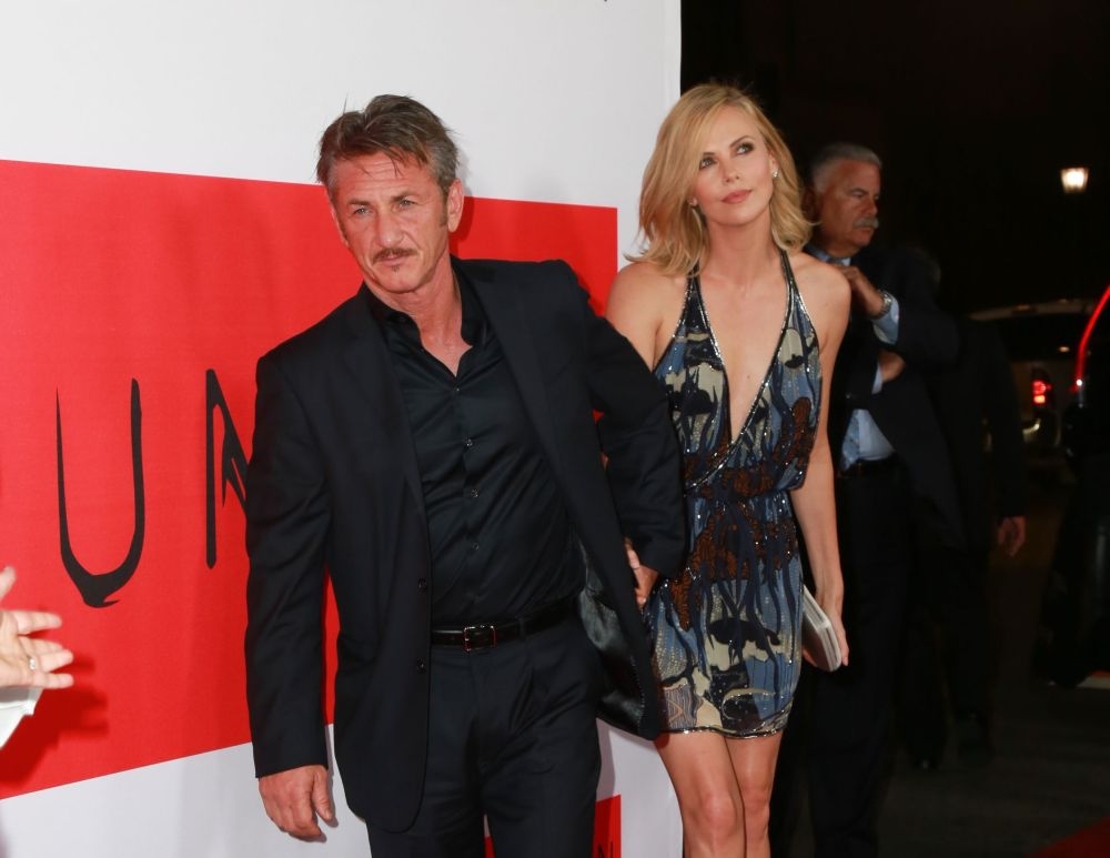 Charlize Theron: Η πεντάμορφη και ο… Sean Penn! Charlize Theron: Η πεντάμορφη και ο… Sean Penn!