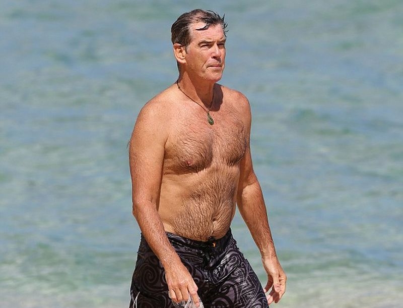 Pierce Brosnan: Sexy και στα 61 του