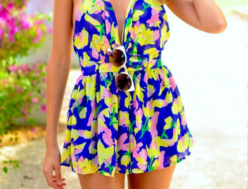 10 playsuits για παιχνιδιάρικα κορίτσια