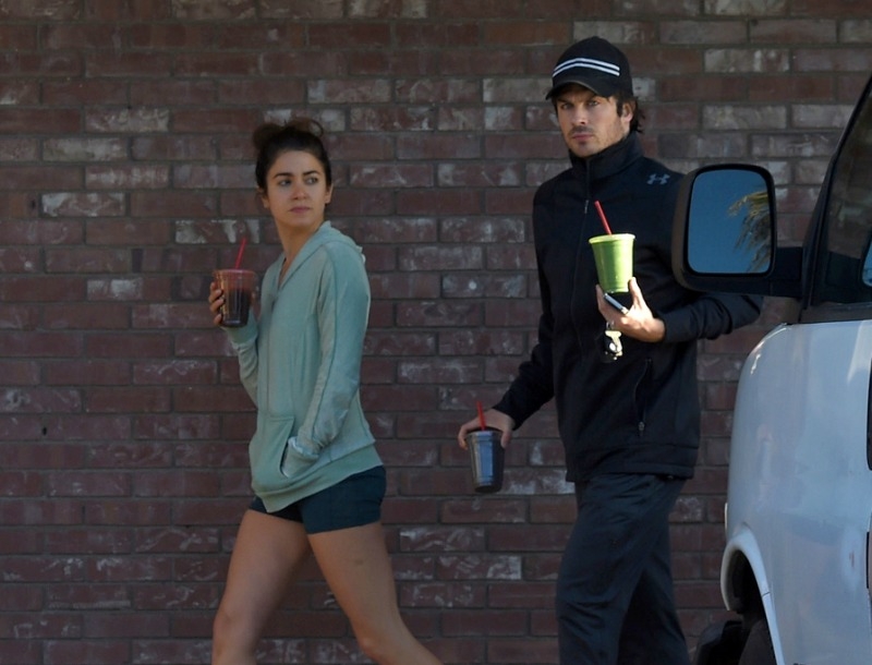 Τι συμβαίνει με τη Nikki Reed; Από τον υπερταλαντούχο Paul McDonald στον κούκλο Ian Somerhalder Τι συμβαίνει με τη Nikki Reed; Από τον υπερταλαντούχο Paul McDonald στον κούκλο Ian Somerhalder