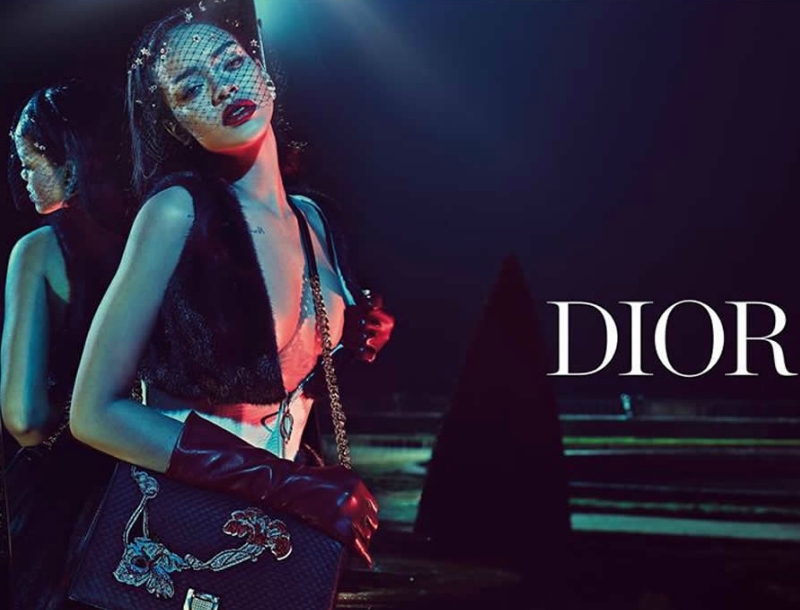 Rihanna: Βackstage από την νέα της καμπάνια για τον οίκο Dior