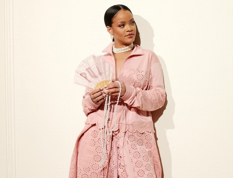 Rihanna: H στιγμή που περιμέναμε, η Rihanna στο PFW