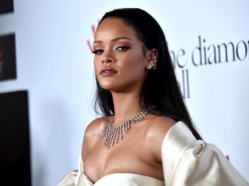 Rihanna : Σώθηκε από θαύμα στη Νίκαια! Rihanna : Σώθηκε από θαύμα στη Νίκαια!
