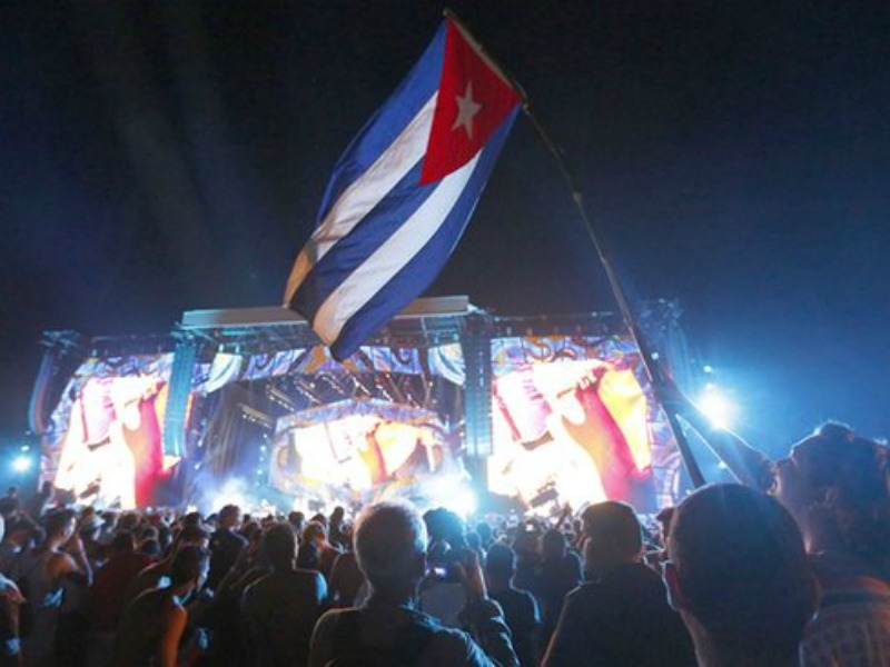 Έγινε κι αυτό! Οι Rolling Stones ροκάρουν για πρώτη φορά στην Κούβα (video)