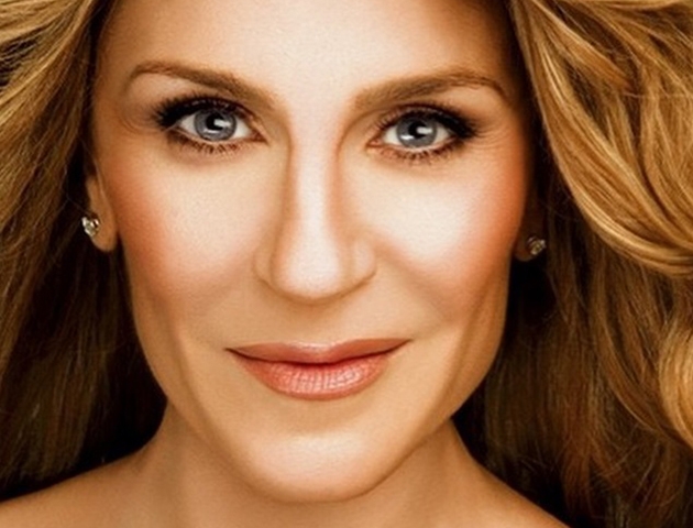 Απίστευτο; Η Χρύσα Ρώπα μεταμορφώθηκε σε Sarah Jessica Parker Απίστευτο; Η Χρύσα Ρώπα μεταμορφώθηκε σε Sarah Jessica Parker