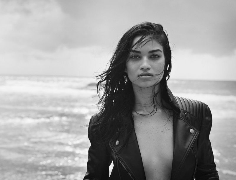 Shanina Shaik: Χωρίς εσώρουχα στο Instagram