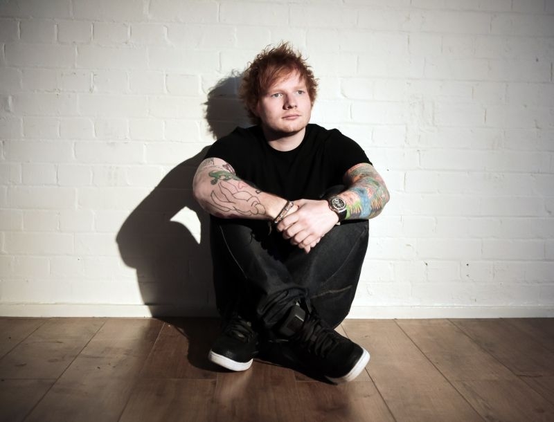 Ed Sheeran: Τραγουδούσα μεθυσμένος στην σκηνή