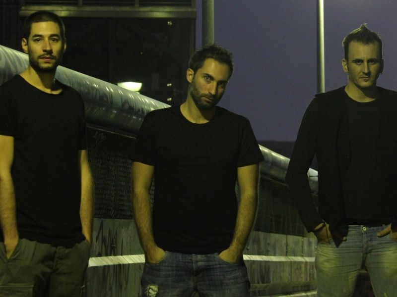 Οι SINEMA στο Σταυρό του Νότου Οι SINEMA στο Σταυρό του Νότου