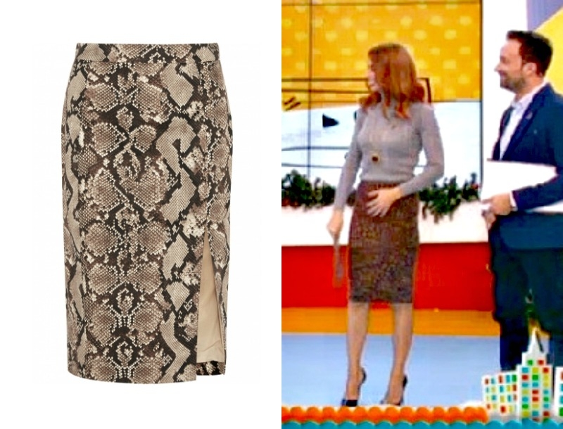 Spotted Now: Σέξυ στο γραφείο με pencil skirts όπως η Μπέττυ Μαγγίρα