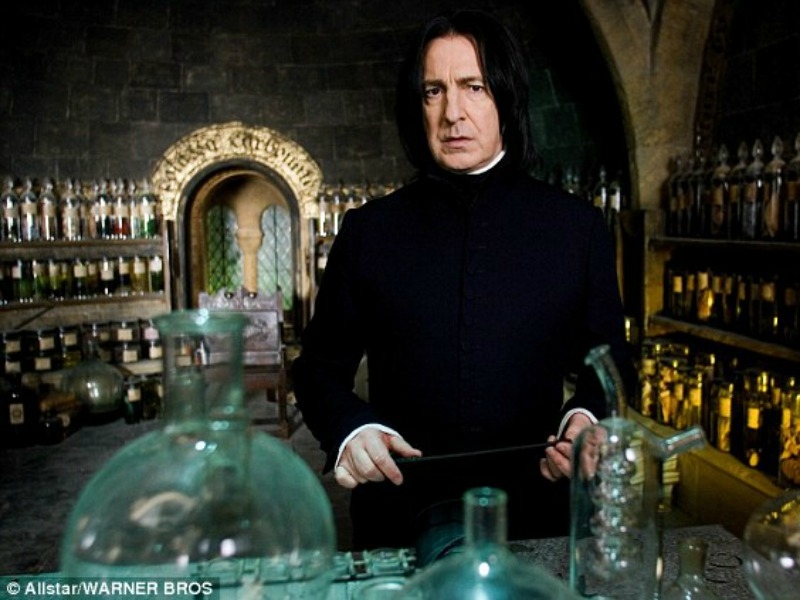 Harry Potter: Πέθανε ο (Alan Rickman) Snake! 