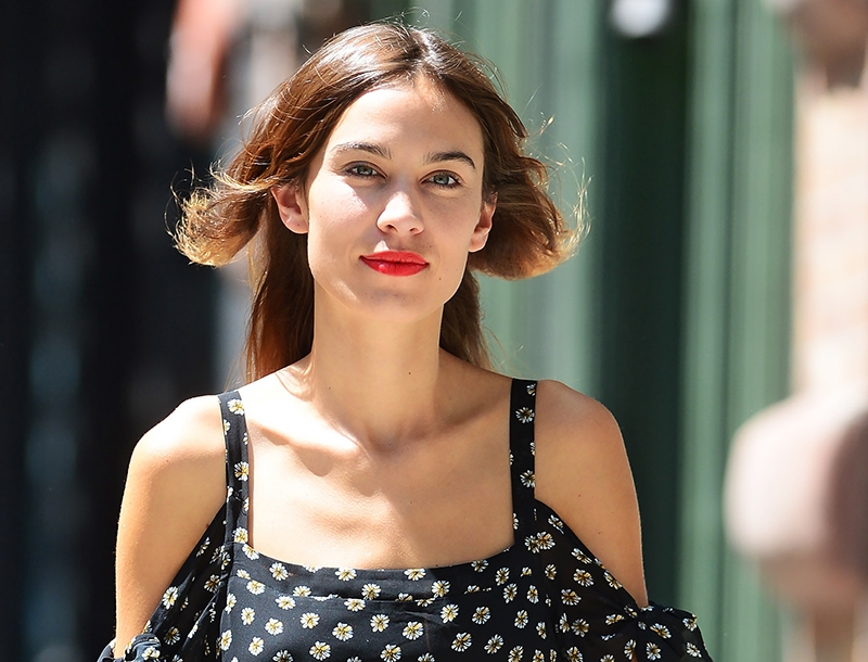 Η Alexa Chung δεν ξέρει μόνο από fashion trends