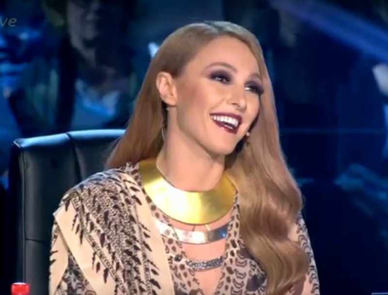 X Factor: Μας έδωσες ιδέα Τάμτα! Πώς θα φορέσεις το πολυτελές καφτάνι σου στην πόλη