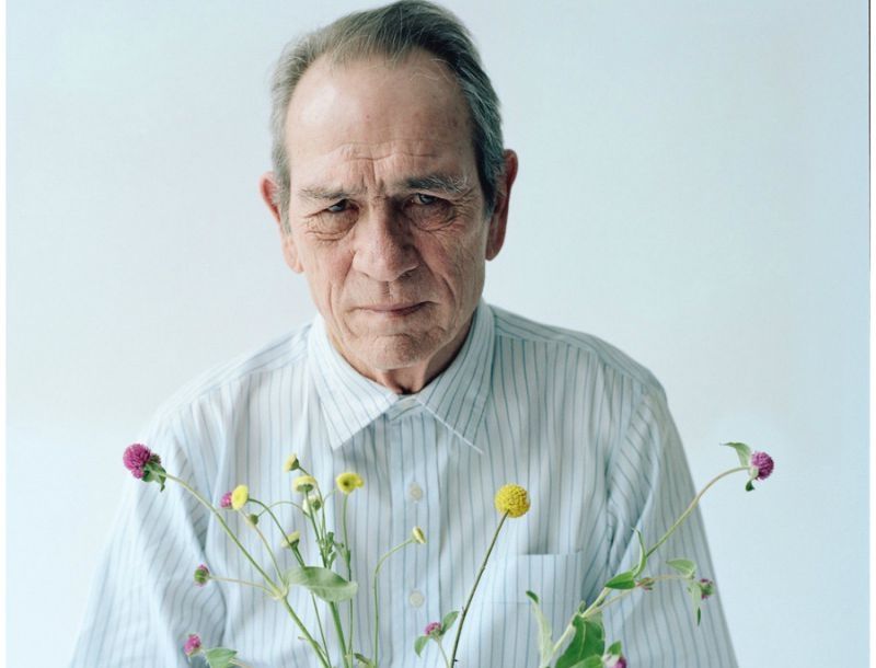 Ο Tommy Lee Jones παίζει πόλο, μιλάει Ισπανικά και έχει κάνει τρεις γάμους Ο Tommy Lee Jones παίζει πόλο, μιλάει Ισπανικά και έχει κάνει τρεις γάμους