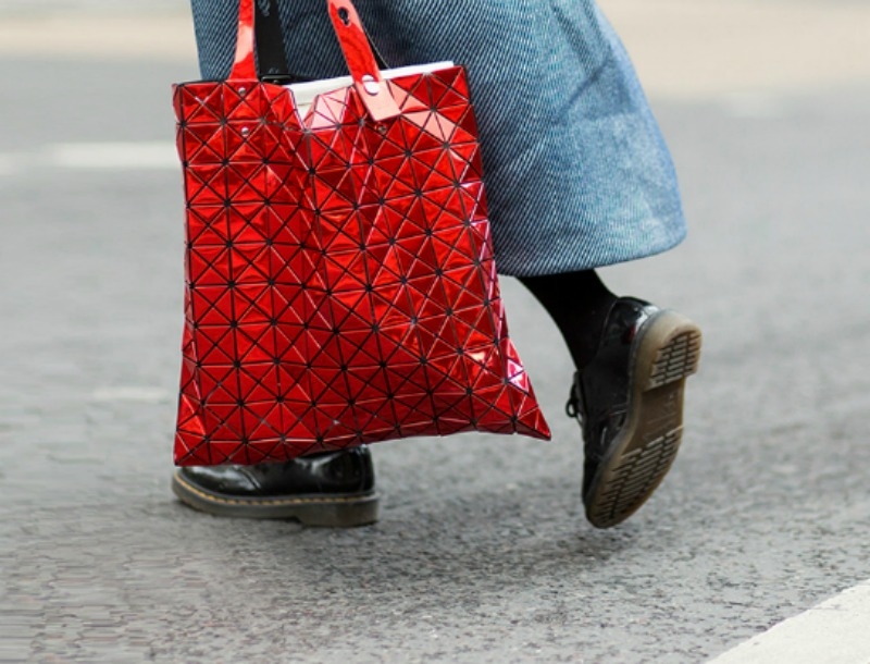 Μόδα 2018: Tote bag! Η τσάντα που θα κρατήσεις (και φέτος)