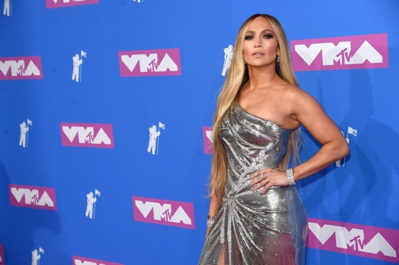 Τα σκουλαρίκια της Jennifer Lopez είναι τα ακριβότερα στον κόσμο! Τα σκουλαρίκια της Jennifer Lopez είναι τα ακριβότερα στον κόσμο!