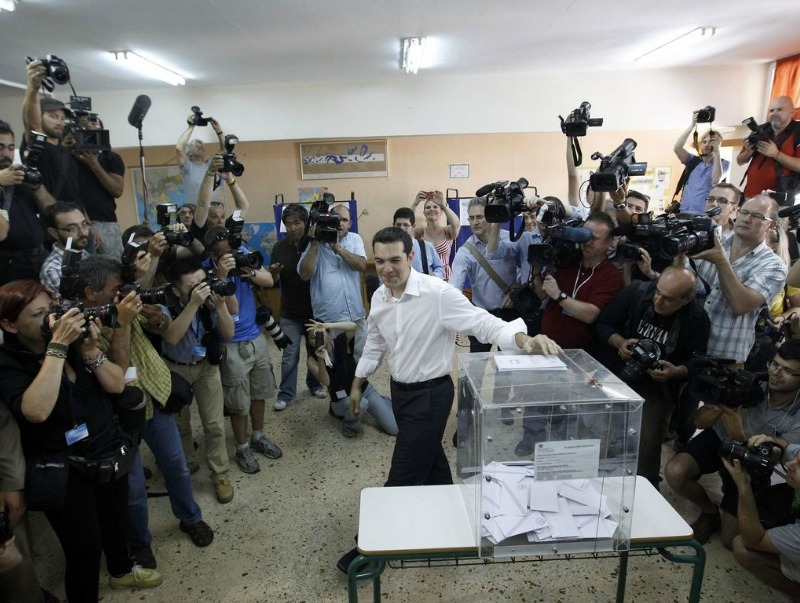 Ακόμα να ψηφίσεις; Οι πολιτικοί ξεμπέρδεψαν Ακόμα να ψηφίσεις; Οι πολιτικοί ξεμπέρδεψαν