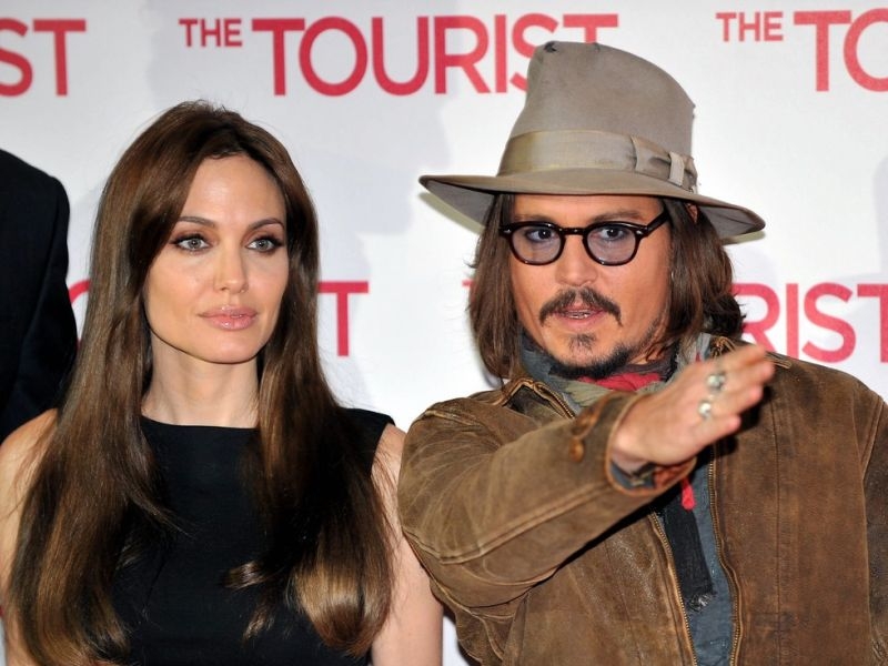 Stop the press: Ζευγάρι με τον Johnny Depp η Angelina Jolie