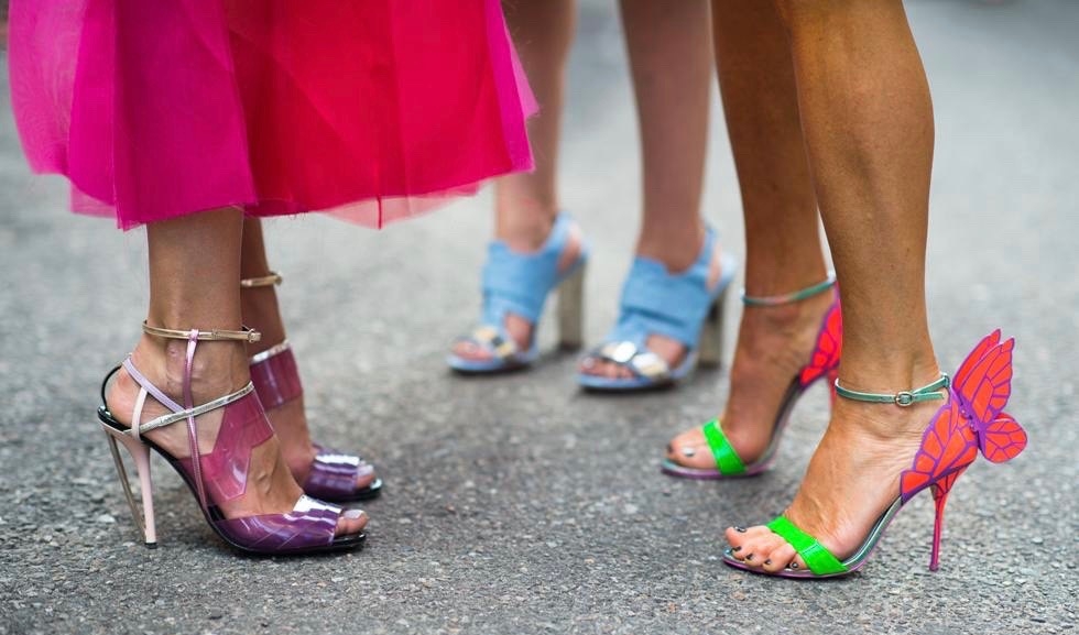 High heels coloured sandals ! Βάλε χρώμα στα ψηλοτάκουνα πέδιλά σου