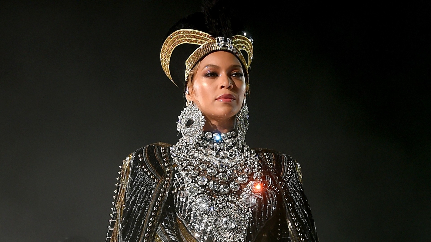 Πρώην ντράμερ της Beyonce την κατηγορεί για... μαύρη μαγεία! Πρώην ντράμερ της Beyonce την κατηγορεί για... μαύρη μαγεία!