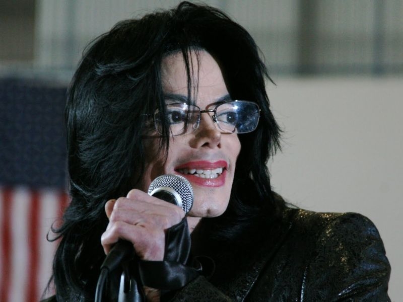 Michael Jackson : Νέες αποκαλύψεις που σοκάρουν – Οι ορμονικές ενέσεις και η φωνή του