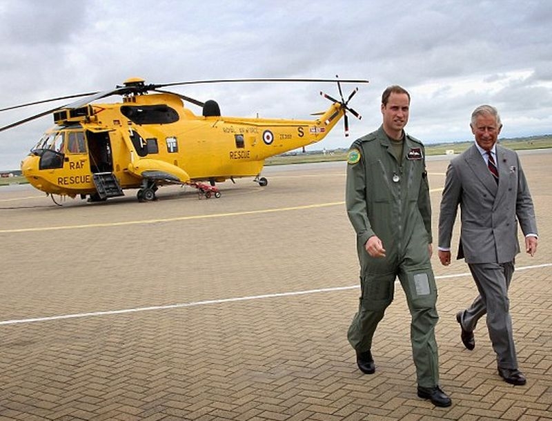 Prince William: Γίνεται πιλότος σε ελικόπτερο-ασθενοφόρο